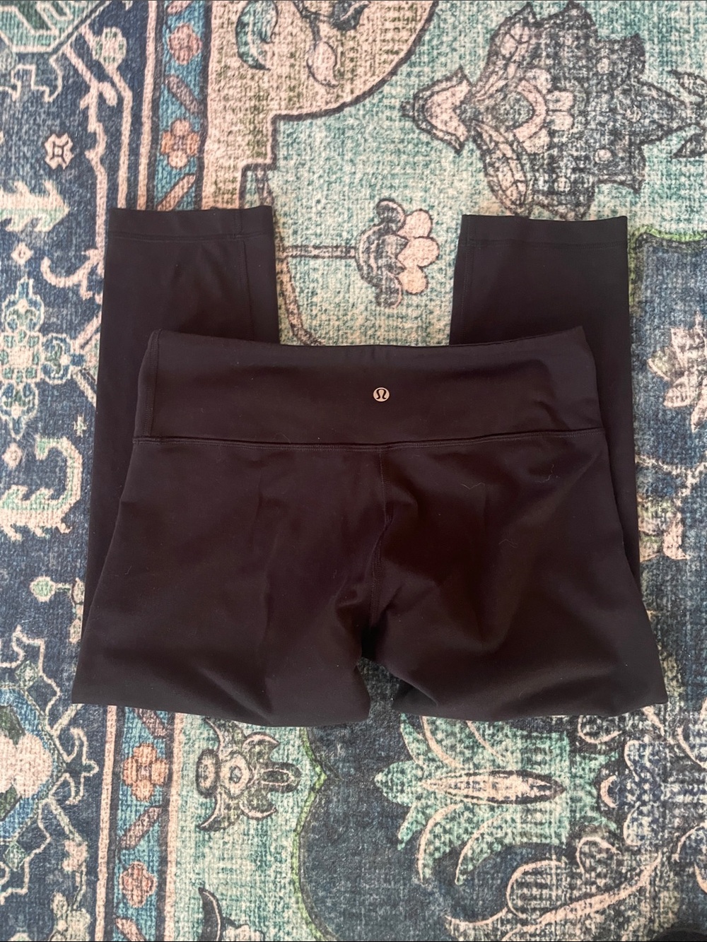 lululemon athletica Blackcrop Leggings